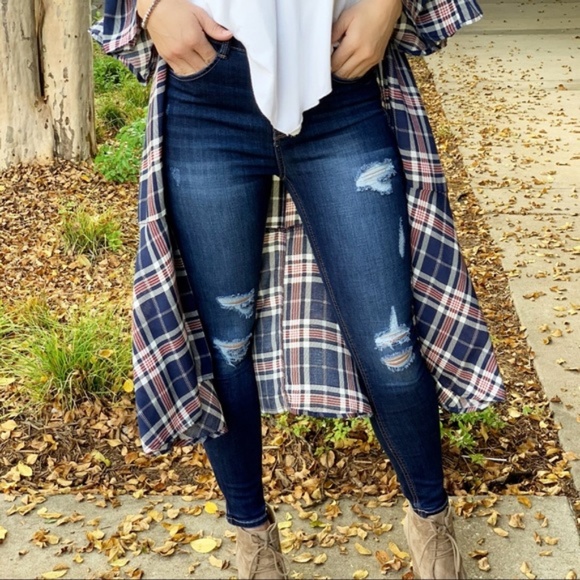 Dark Denim Mid Rise Butt Lifting Skinny Jeans - Picture 4 of 4